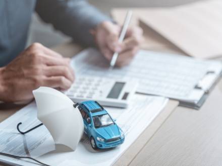 Personal injury lawyers for car crashes